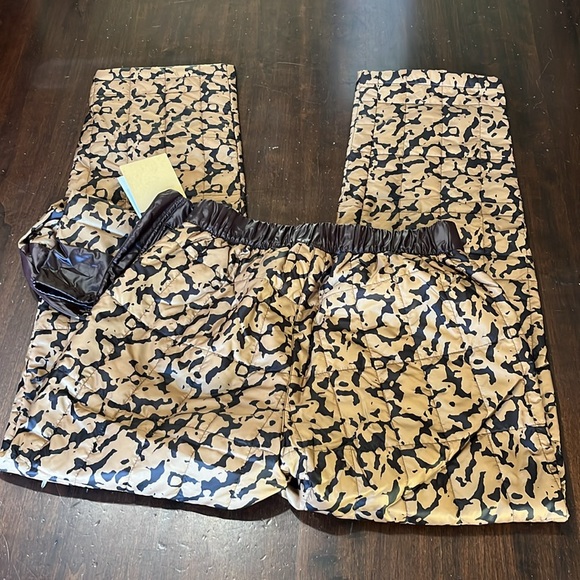 The North Face Circaloft Pant in Almond Butter Graphic Dye Print Size M NWT - Picture 11 of 15